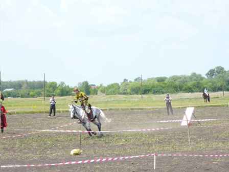 2010-06-12в селе Шапкино состоялся конноспортивный праздник 2010-06-12-2
